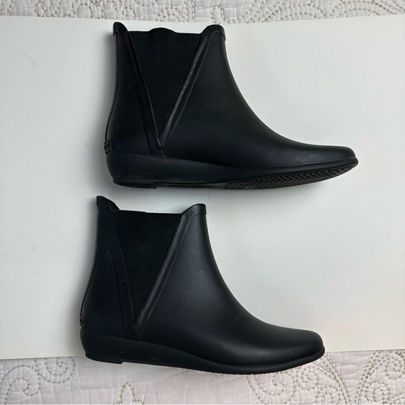 Loeffler Randall matte black ankle rain boots - Picture 2 of 7